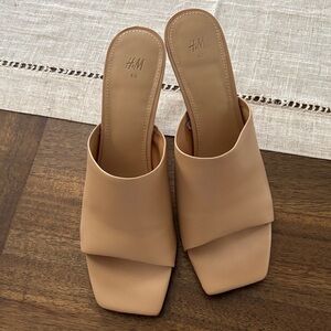 H&M Women's Beige Mule Heels